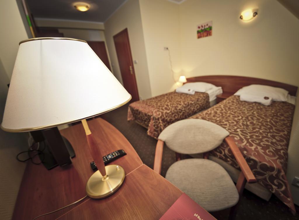 Hotel Wityng Ślesin Zimmer foto