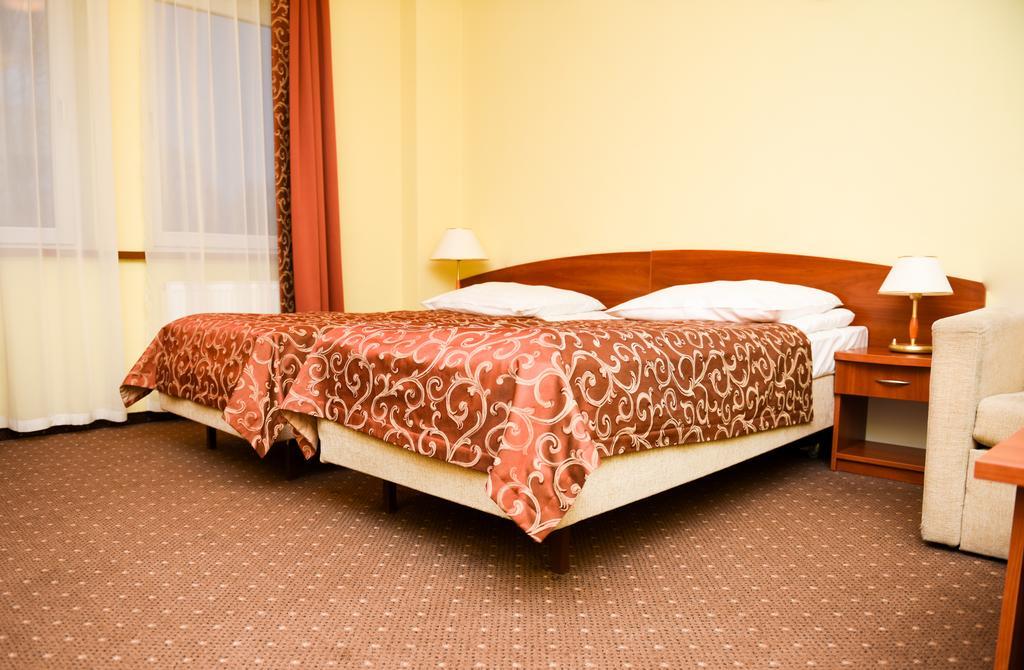Hotel Wityng Ślesin Zimmer foto
