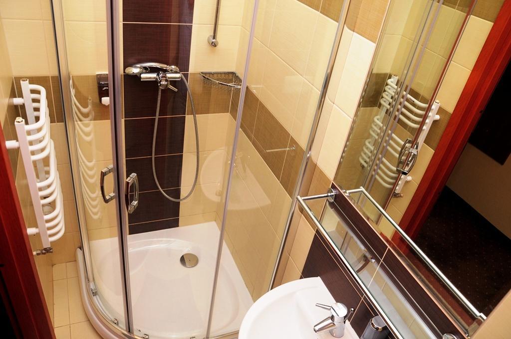 Hotel Wityng Ślesin Zimmer foto